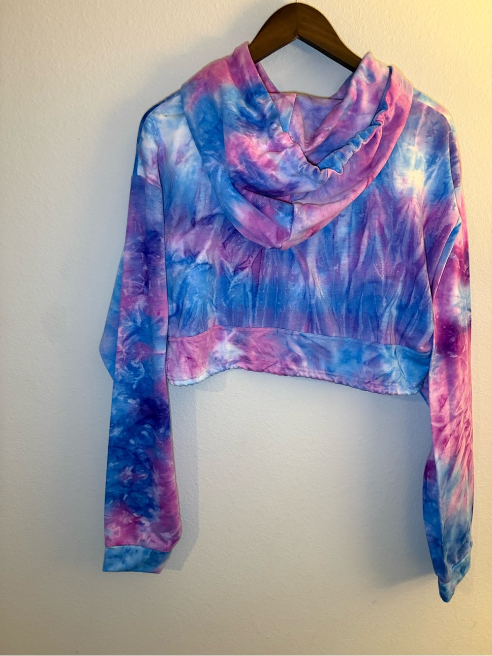 Rosevelvet Tie Dye Cropped Hoodie - Large - Picture 3 of 7